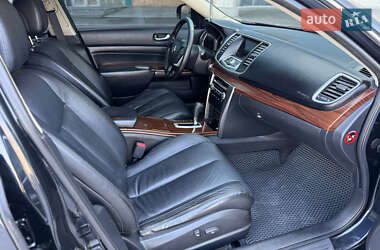 Седан Nissan Teana 2010 в 