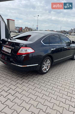 Седан Nissan Teana 2012 в 
