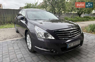 Седан Nissan Teana 2010 в 