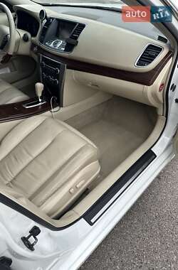 Седан Nissan Teana 2010 в 