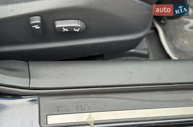 Седан Nissan Teana 2012 в 