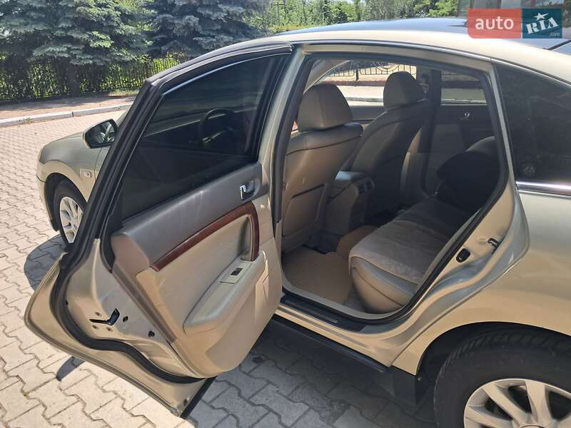 Седан Nissan Teana 2007 в Южноукраинске