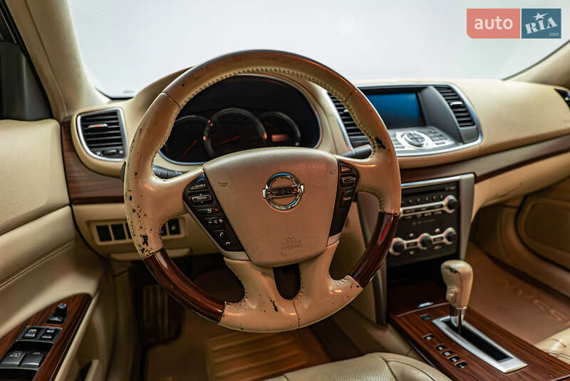 Седан Nissan Teana 2010 в Києві