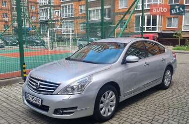 Седан Nissan Teana 2010 в 