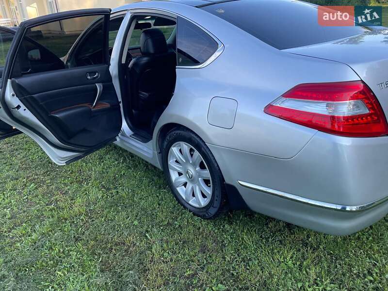 Седан Nissan Teana 2008 в Львові