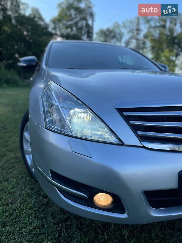 Седан Nissan Teana 2008 в Львові