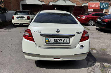 Седан Nissan Teana 2008 в Полтаве