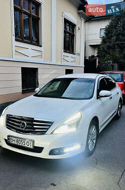 Седан Nissan Teana 2013 в Черновцах