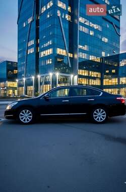 Седан Nissan Teana 2011 в 