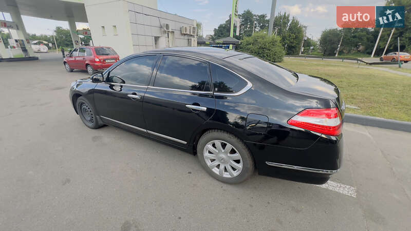 Седан Nissan Teana 2008 в Львові