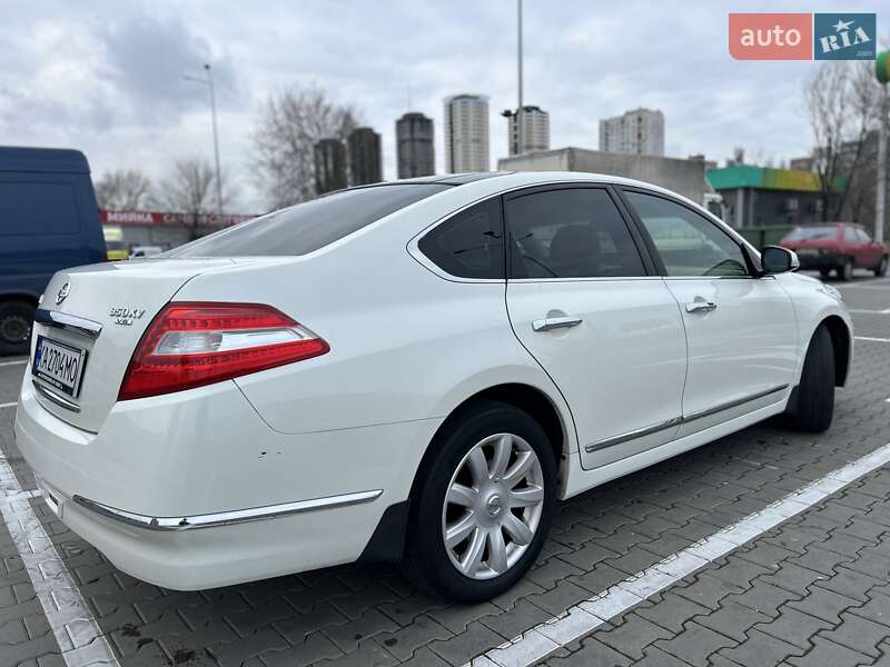 Седан Nissan Teana 2008 в Киеве