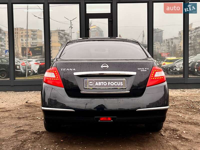 Седан Nissan Teana 2008 в Києві