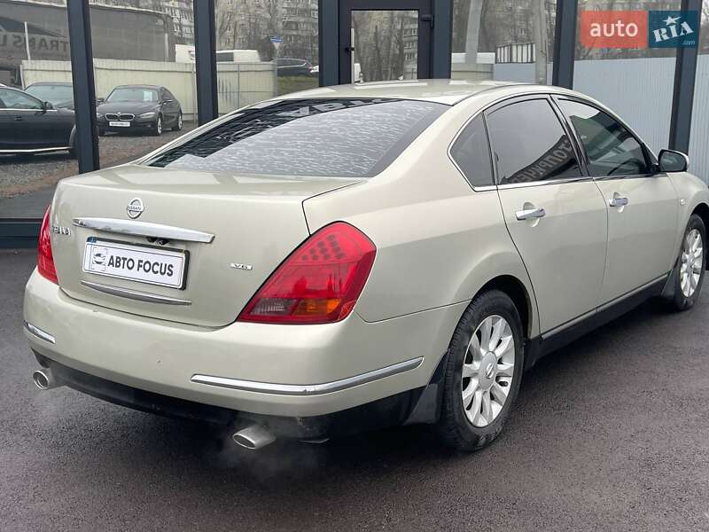 Седан Nissan Teana 2006 в Києві