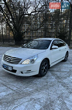 Седан Nissan Teana 2013 в Виннице