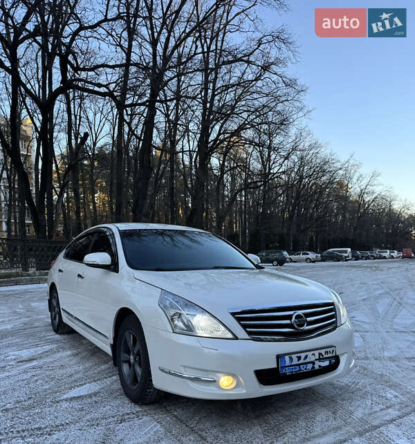 Седан Nissan Teana 2013 в Вінниці