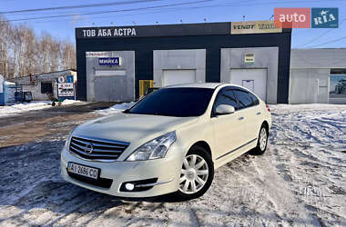 Седан Nissan Teana 2011 в Прилуках