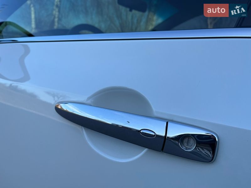 Седан Nissan Teana 2012 в Києві