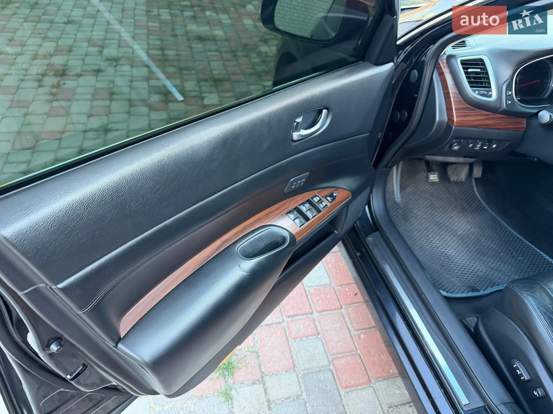 2010 Nissan Teana - мініатюра 12