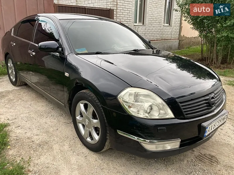 Nissan Teana