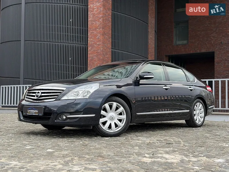 Nissan Teana