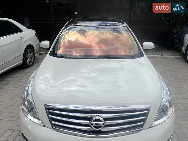 Nissan Teana