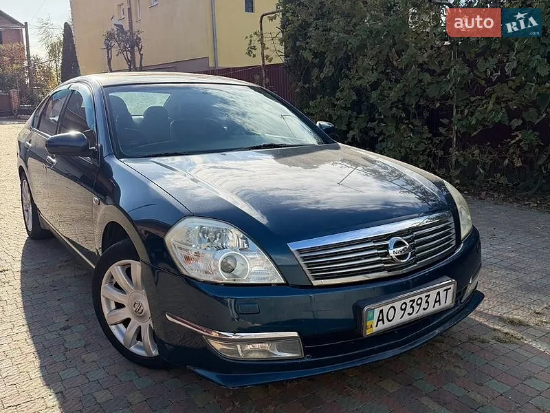 Nissan Teana