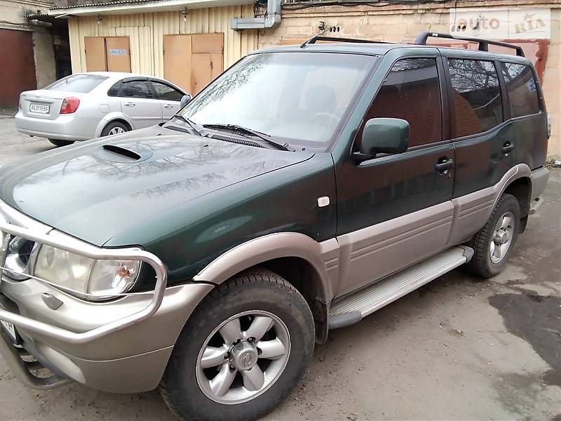 Позашляховик / Кросовер Nissan Terrano II 2001 в Дніпрі