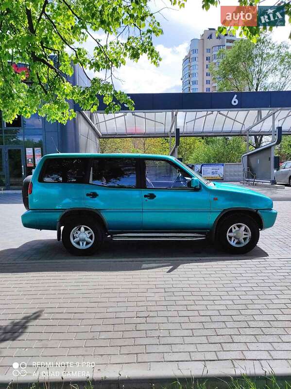 Позашляховик / Кросовер Nissan Terrano II 1997 в Миколаєві