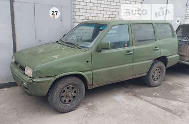 Позашляховик / Кросовер Nissan Terrano II 2001 в Харкові