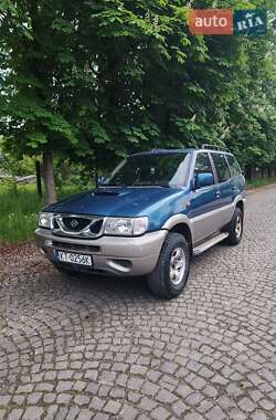 Внедорожник / Кроссовер Nissan Terrano II 2001 в Тячеве