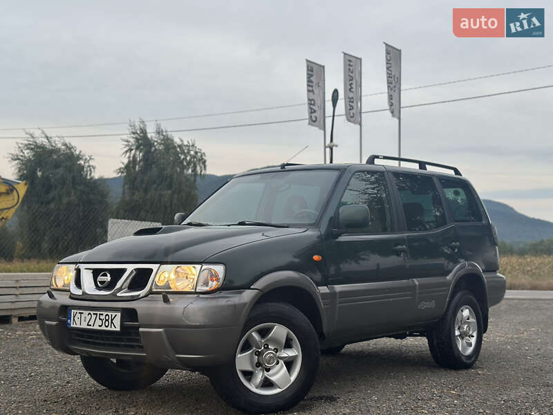 Nissan Terrano II 2002