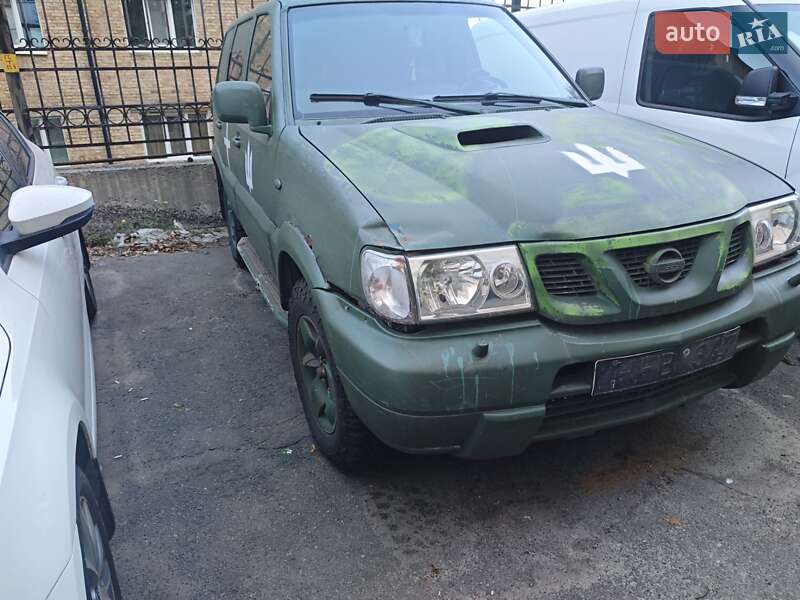 Внедорожник / Кроссовер Nissan Terrano II 2003 в Киеве