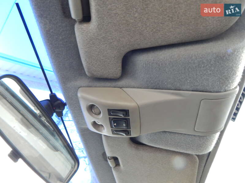 Позашляховик / Кросовер Nissan Terrano 1998 в Харкові