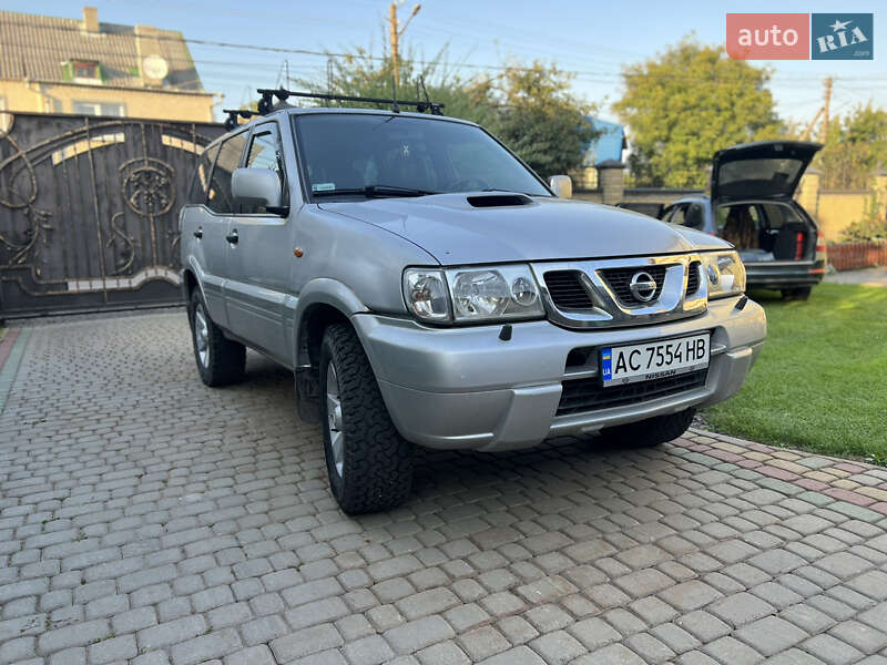 Внедорожник / Кроссовер Nissan Terrano 2003 в Нововолынске фото 4 Внедорожник / Кроссовер Nissan Terrano 2003 в Нововолынске