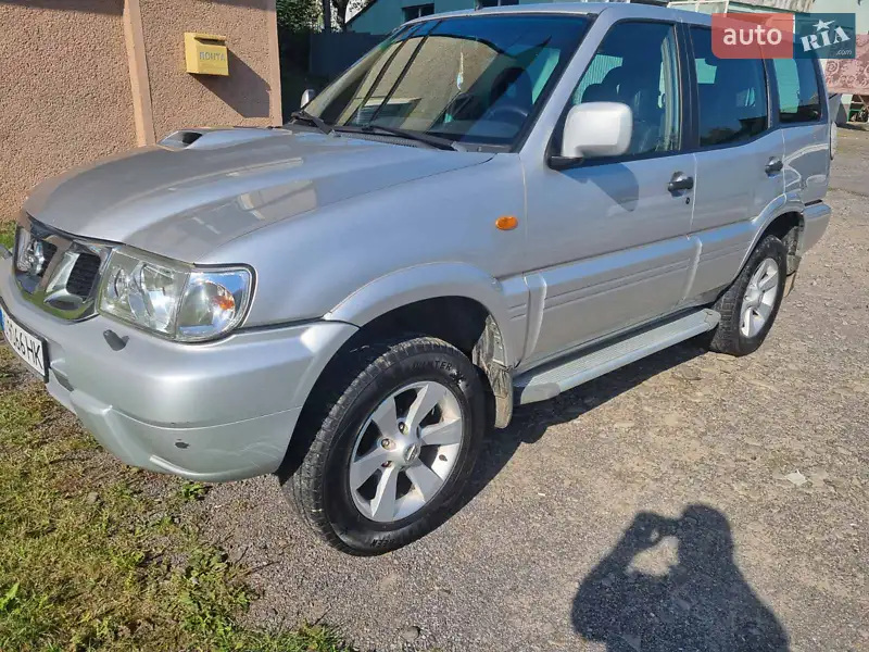 Nissan Terrano 2003