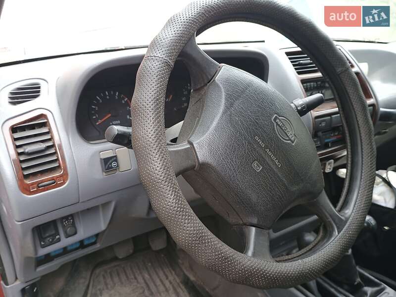 Позашляховик / Кросовер Nissan Terrano 1996 в Черкасах