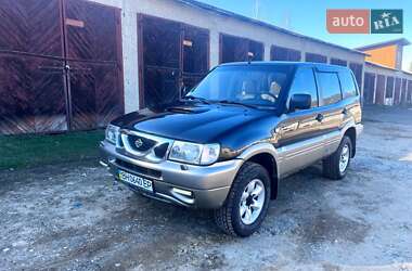 Позашляховик / Кросовер Nissan Terrano 2001 в Косові