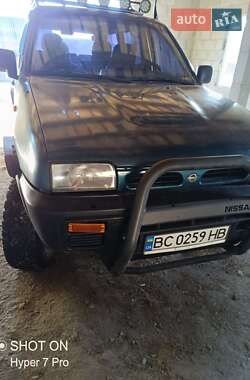 Внедорожник / Кроссовер Nissan Terrano 1995 в Львове