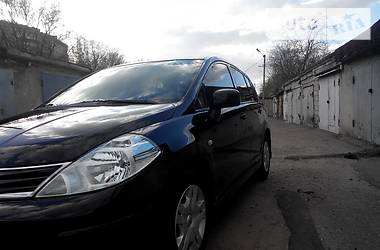 Хэтчбек Nissan TIIDA 2013 в Каменском