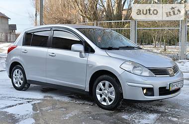 Хэтчбек Nissan TIIDA 2009 в Одессе