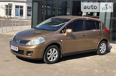 Хэтчбек Nissan TIIDA 2008 в Херсоне