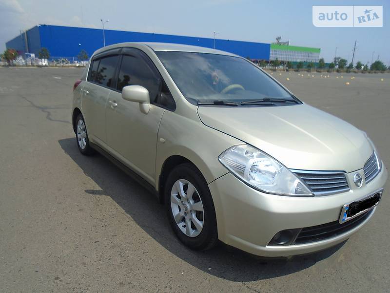 Хетчбек Nissan TIIDA 2006 в Одесі