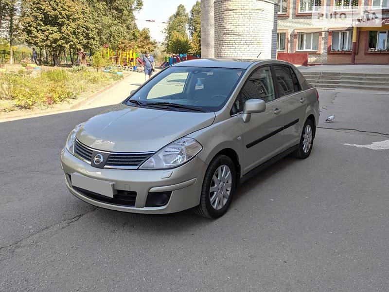 Седан Nissan TIIDA 2007 в Запоріжжі