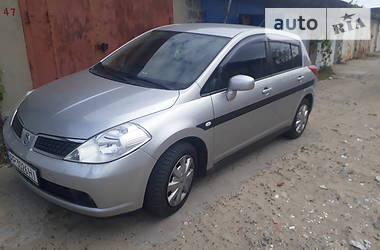 Хетчбек Nissan TIIDA 2008 в 