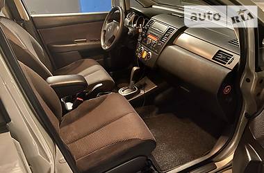 Хетчбек Nissan TIIDA 2012 в 
