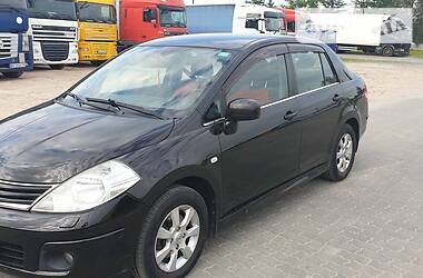 Седан Nissan TIIDA 2011 в 
