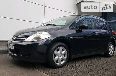 Хэтчбек Nissan TIIDA 2010 в Одессе