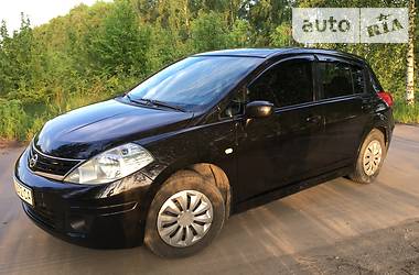 Хетчбек Nissan TIIDA 2011 в Вінниці