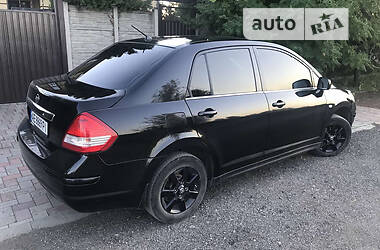 Седан Nissan TIIDA 2007 в Днепре