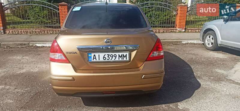 Седан Nissan TIIDA 2007 в Києві